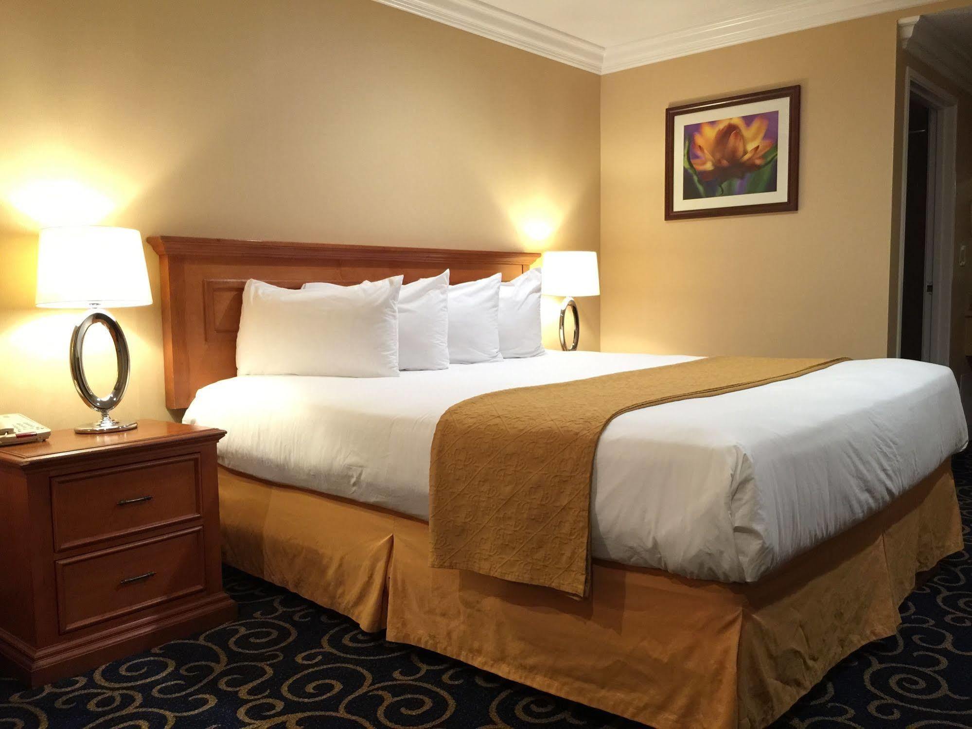Quality Inn Long Beach - Signal Hill מראה חיצוני תמונה